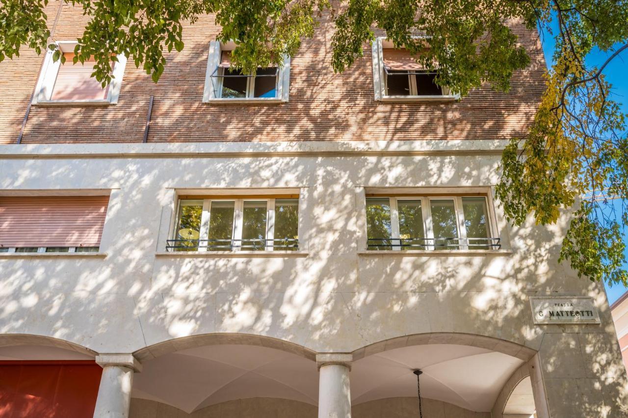 Altalena Sulla Piazza, Un Affaccio D'Eccezione Apartment Modena Luaran gambar