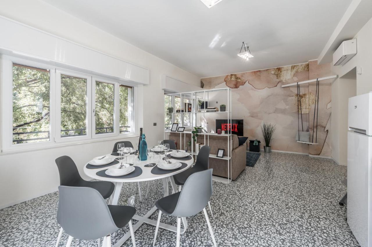 Altalena Sulla Piazza, Un Affaccio D'Eccezione Apartment Modena Luaran gambar